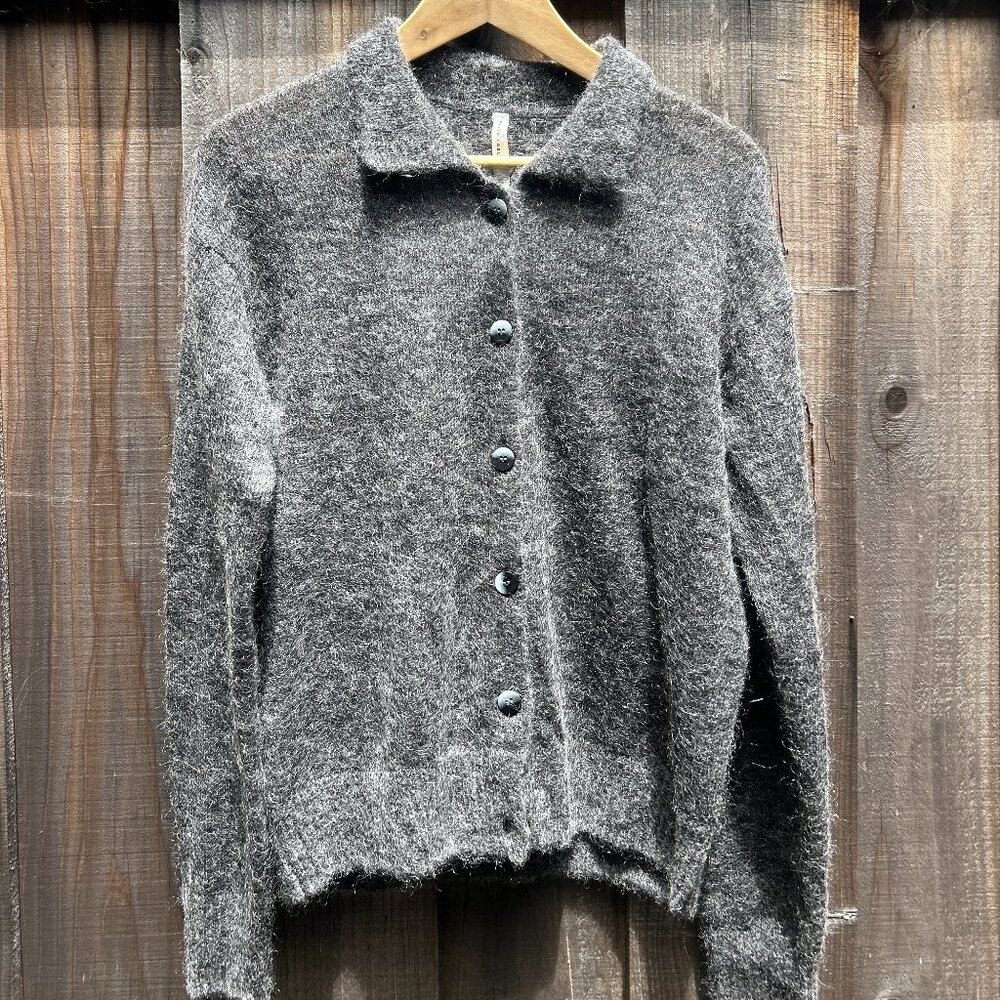 Paper Label Gia Collar Cardigan